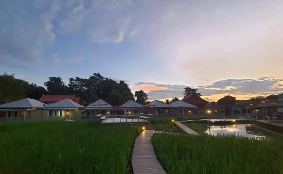 מאה הונג סון Jeerang Countryside Resort מראה חיצוני תמונה